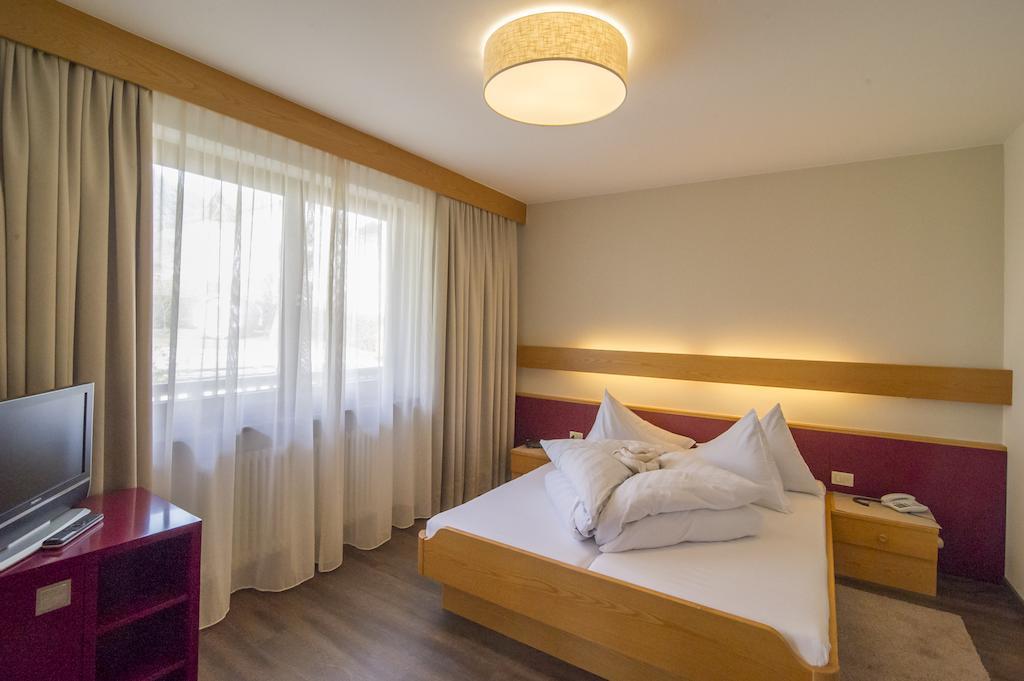Garni Hotel Kessler Tirolo Kültér fotó